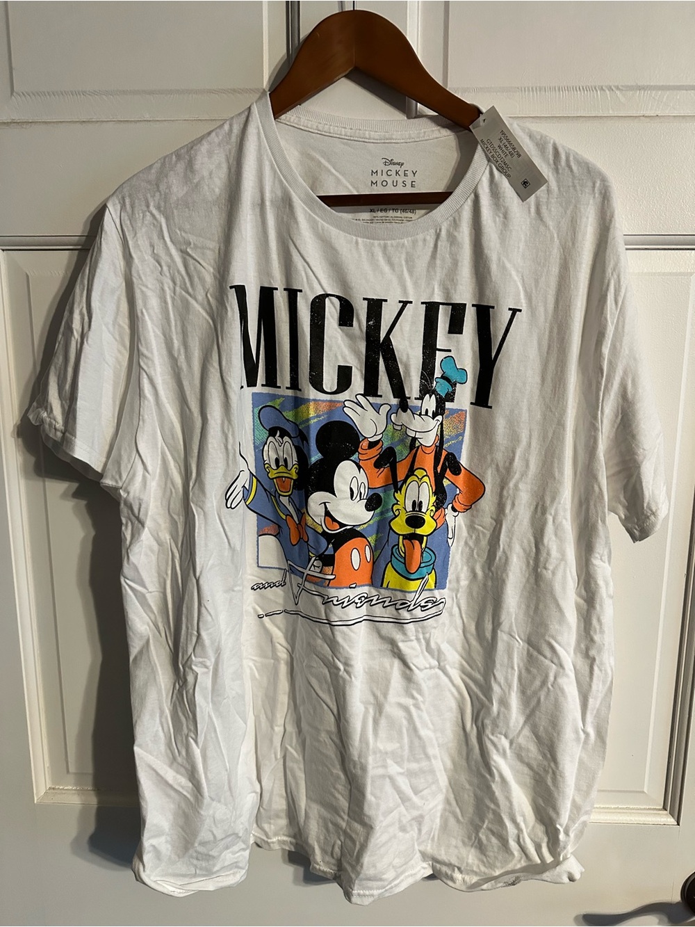 NWT Size XLDisney White Short-Sleeve Tee with Mickey & Friends Color Graphic